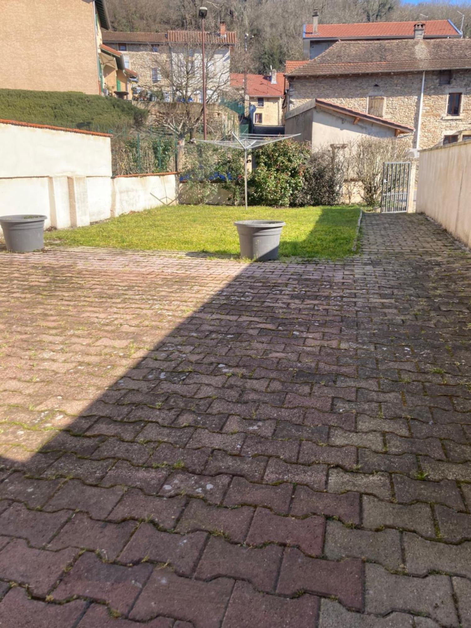 فيلا A Deux Pas Du Rhone Sault-Brenaz المظهر الخارجي الصورة